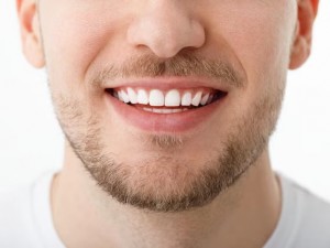 دليلك الشامل لأهم طرق تبييض الاسنان